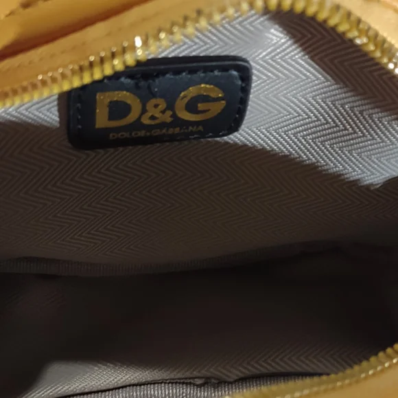 Dolce & Gabbana Devotion Quilted Leather Crossbody Camera Bag Yellow - Picture 7 of 7